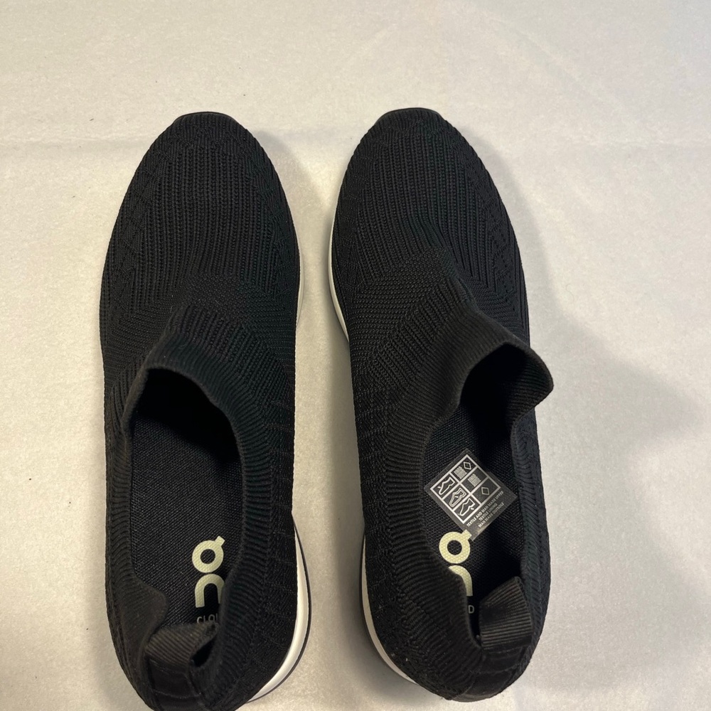 Mix No 6. Running Black Knit Slip-Ons